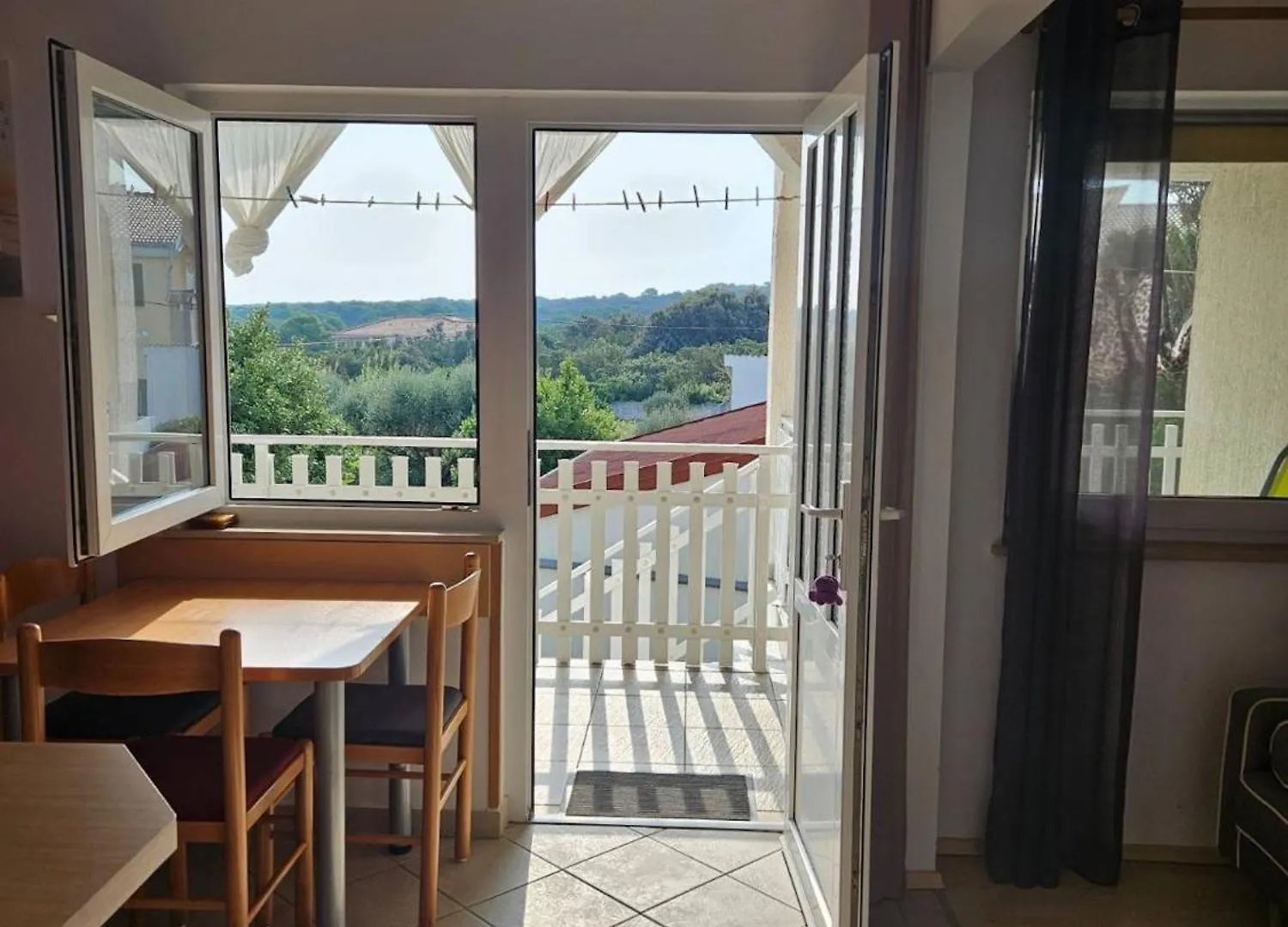 Apartments Nina Silba 0*,